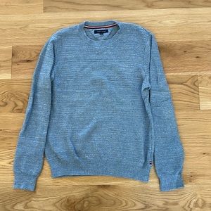 Men’s Tommy Hilfiger Crewneck Sweater (size large)